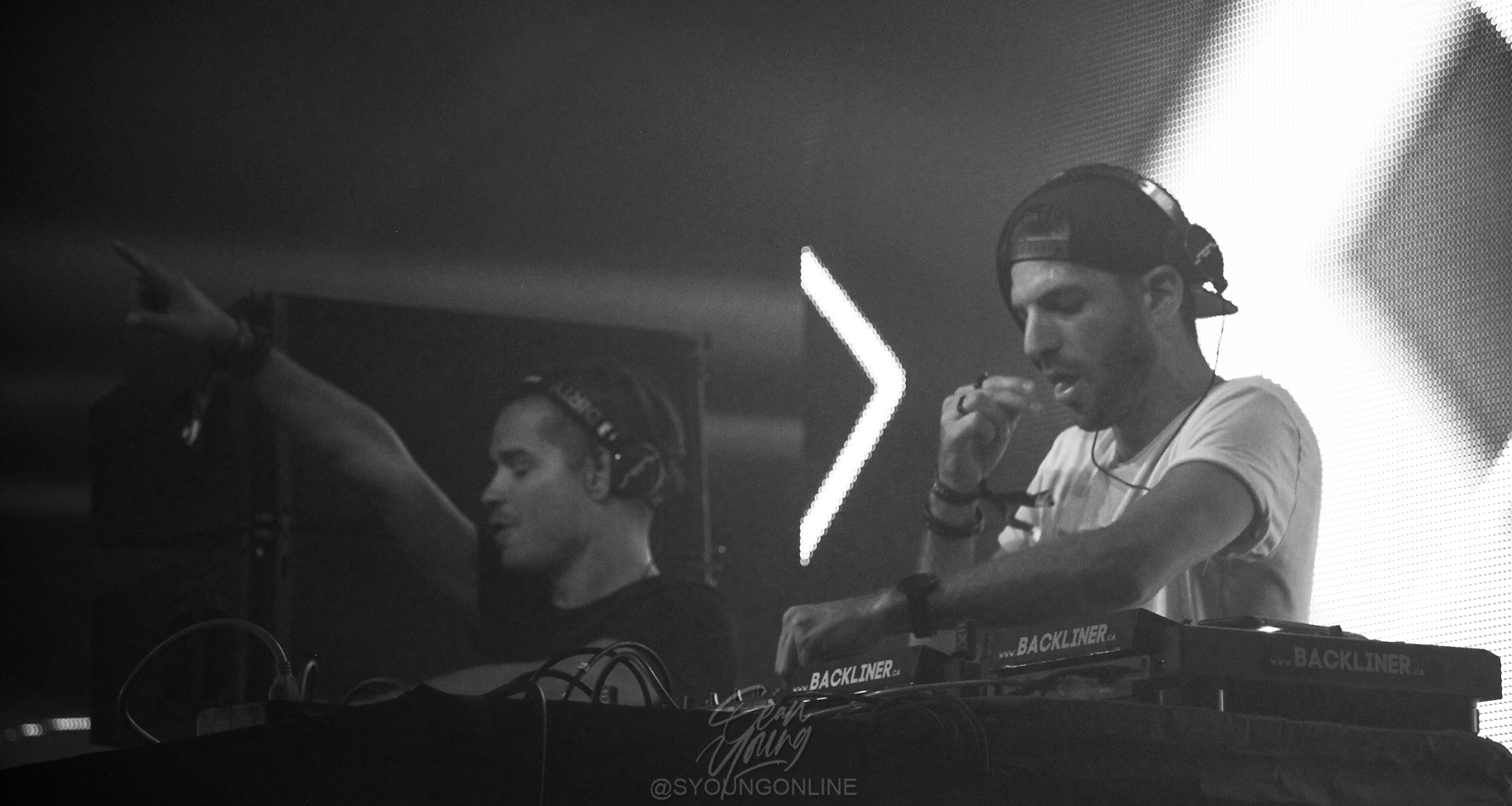 DIRTYPHONICS: DIGITAL DREAMS 2016