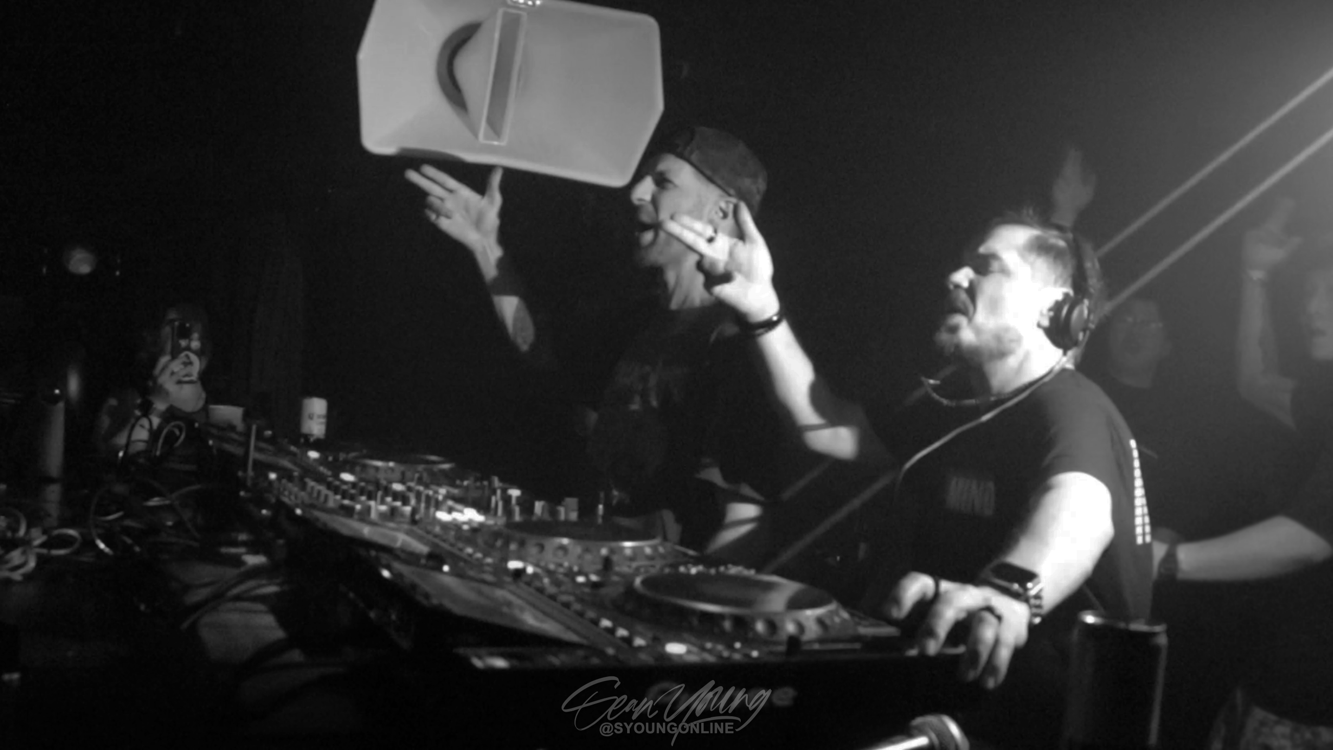 DIRTYPHONICS: D:STAR